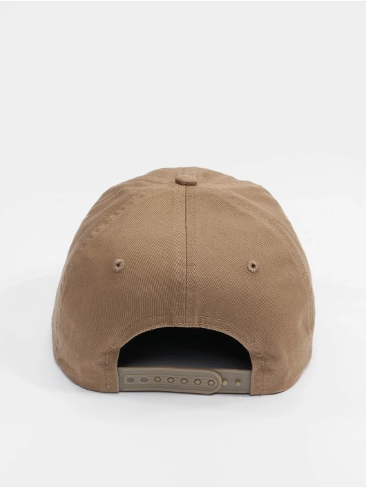 Calvin Klein Snapback Cap Sport Essentials In Beige 4 Calvin Klein Snapback Cap Sport Essentials In Beige – Bild 2