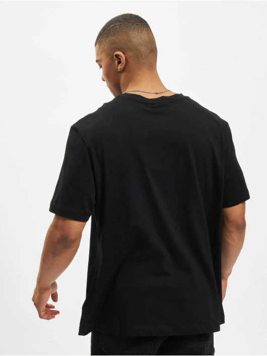 Sik Silk Herren T-Shirt Rhinestone Straight Hem In Schwarz 4 Sik Silk Herren T-Shirt Rhinestone Straight Hem In Schwarz – Bild 2