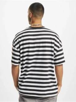 Starter Herren T-Shirt Small Stripes In Grau -Only & Sons Shop starter t shirt grau 864742 1