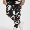 URBAN CLASSICS Herren Cargohose Camo Cargo Jogging 2.0 In Camouflage -Only & Sons Shop urban classics cargohose camouflage 798856