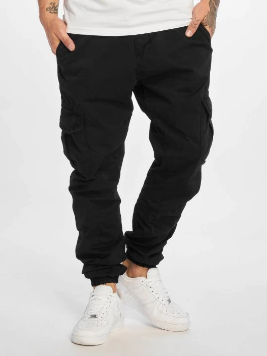 URBAN CLASSICS Herren Cargohose Cargo Jogging In Schwarz 3 URBAN CLASSICS Herren Cargohose Cargo Jogging In Schwarz