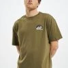 URBAN CLASSICS Herren T-Shirt Horizon Tee In Olive 1 URBAN CLASSICS Herren T-Shirt Horizon Tee In Olive -Only & Sons Shop urban classics t shirt olive 800490