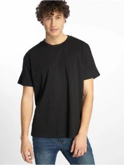URBAN CLASSICS Herren T-Shirt Oversize Cut On Sleeve In Schwarz
