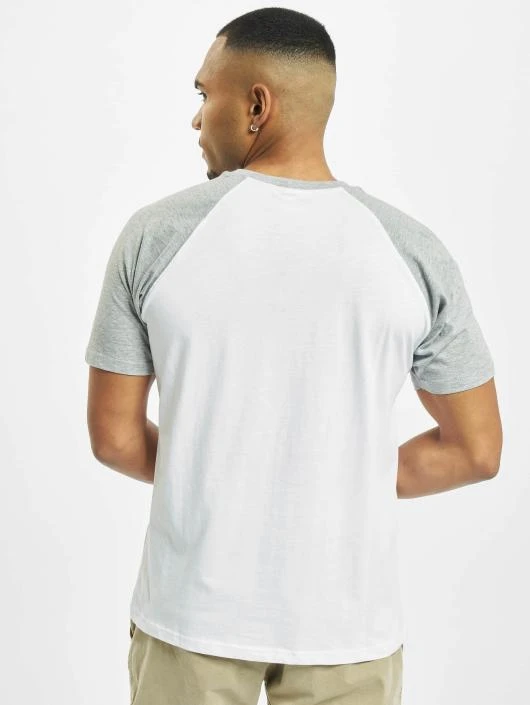URBAN CLASSICS Herren T-Shirt Raglan Contrast In Weiß 4 URBAN CLASSICS Herren T-Shirt Raglan Contrast In Weiß – Bild 2