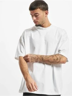 URBAN CLASSICS Herren T-Shirt Oversized Mock Neck In Weiß